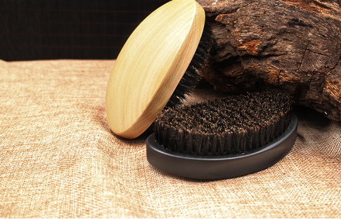 Men's beard brush